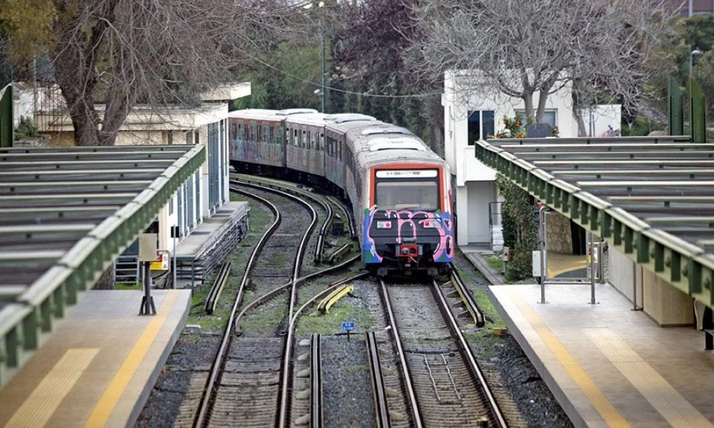 Εκτροχιάστηκε συρμός του ΗΣΑΠ στην Κηφισιά - Οκτώ τραυματιές
